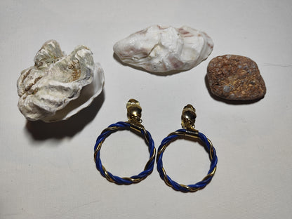 Boucles d’Oreilles Vintage Créoles – Doré & Bleu – Clip