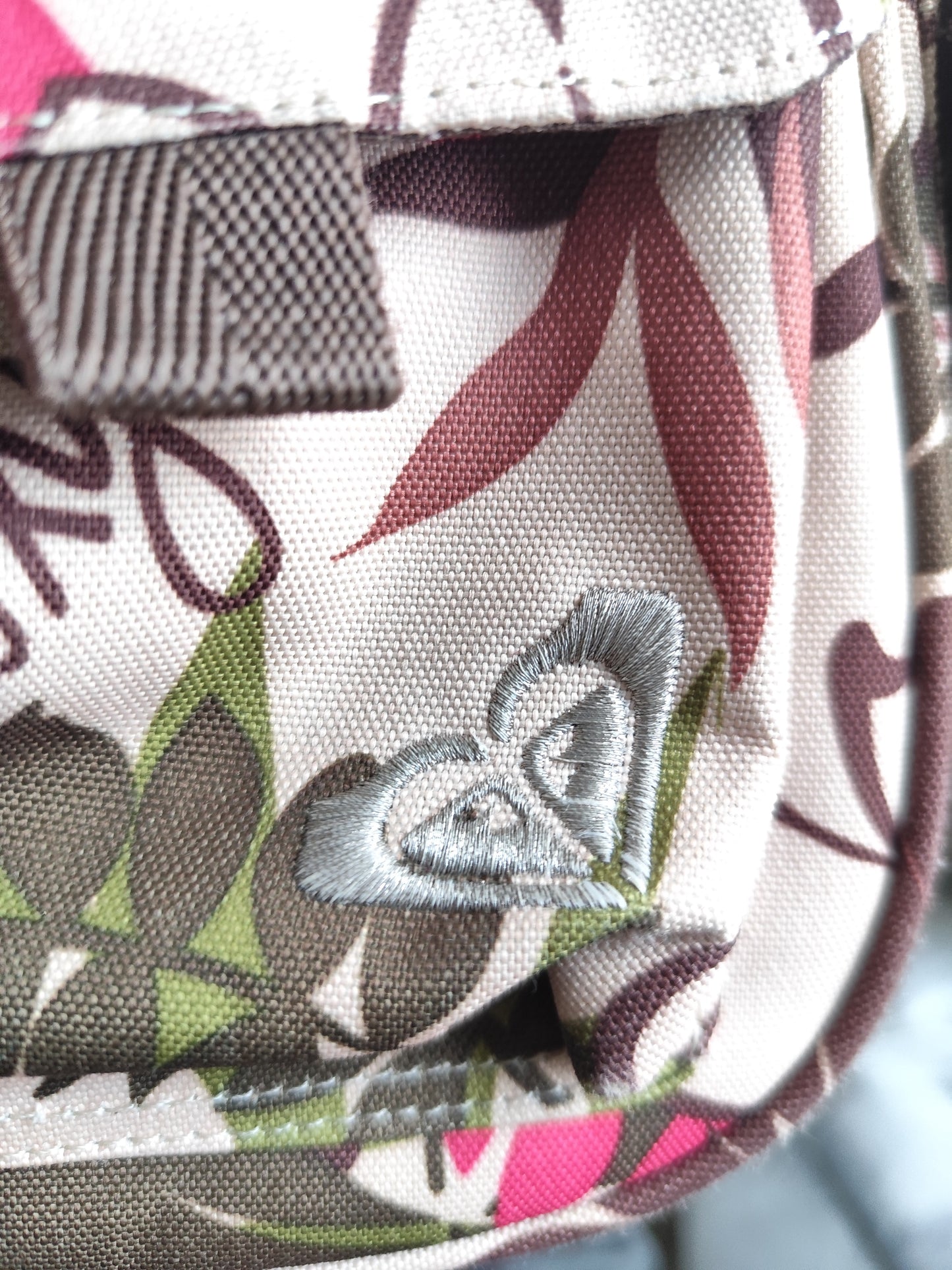 Sac bandoulière imprimé floral tropical -  Roxy - 22 x 33 cm