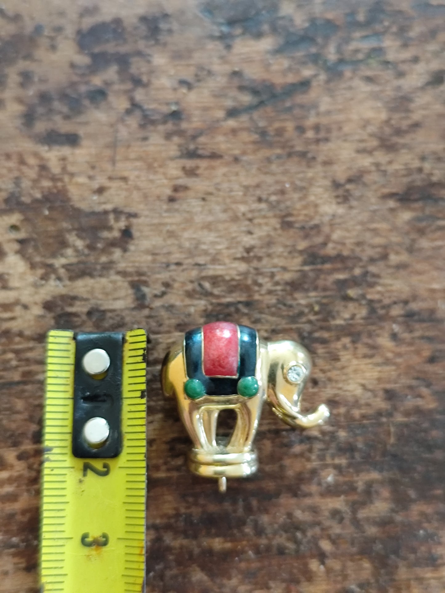 Broche vintage éléphant de cirque coloré