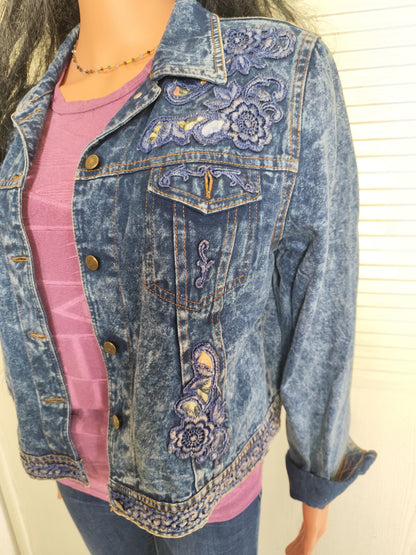 Veste en jean vintage avec broderies florales - Taille 38/40