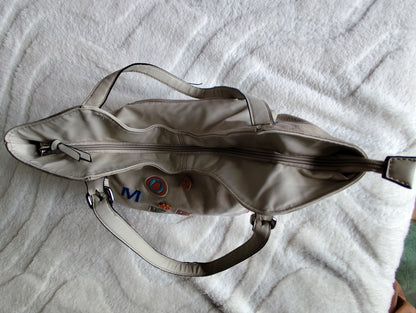 Sac cabas blanc écru à motifs colorés – Esprit bohème chic