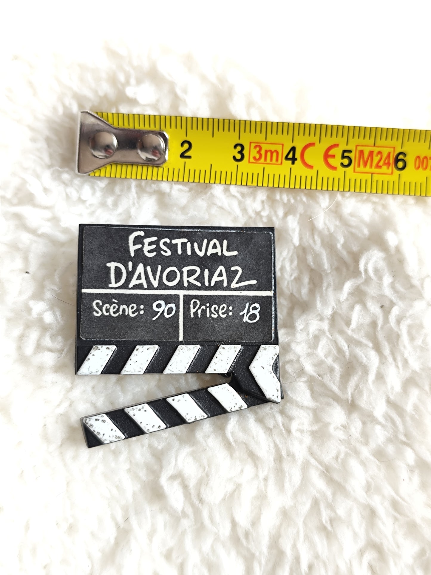 Broche Vintage Cinéma "Festival d'Avoriaz 1983"