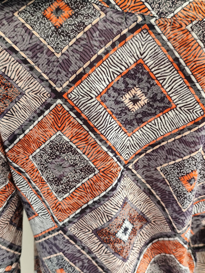 Tee-shirt fluide à motifs géométriques vintage – Taille 38/40