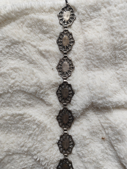 Ceinture fantaisie métal argenté et cabochons bleus turquoise – 95 cm