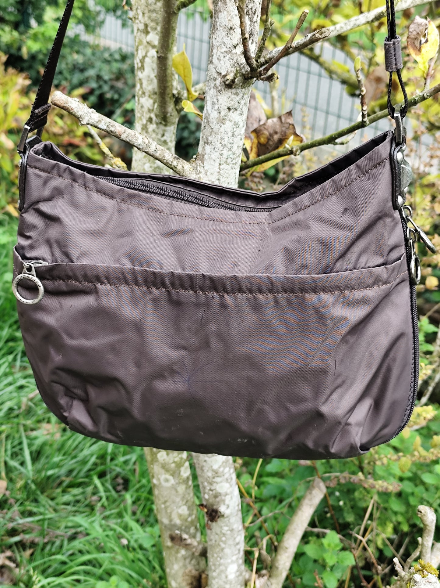 Sac bandoulière Lancaster marron chocolat en toile