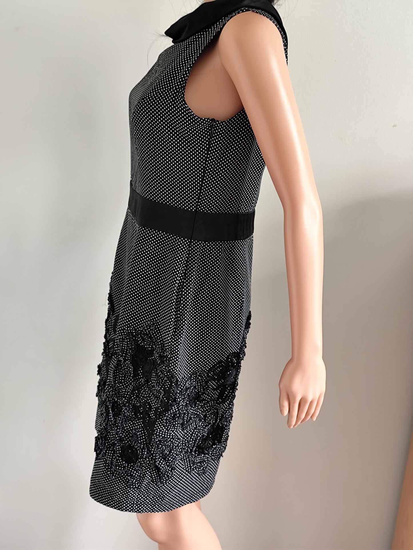 Robe noire brodée – Bréal – Taille 38