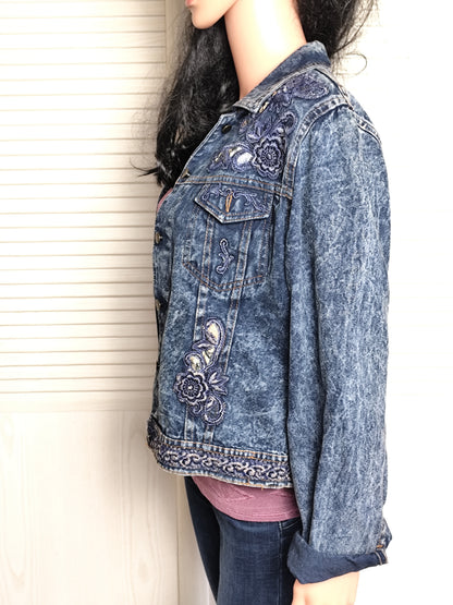 Veste en jean vintage avec broderies florales - Taille 38/40