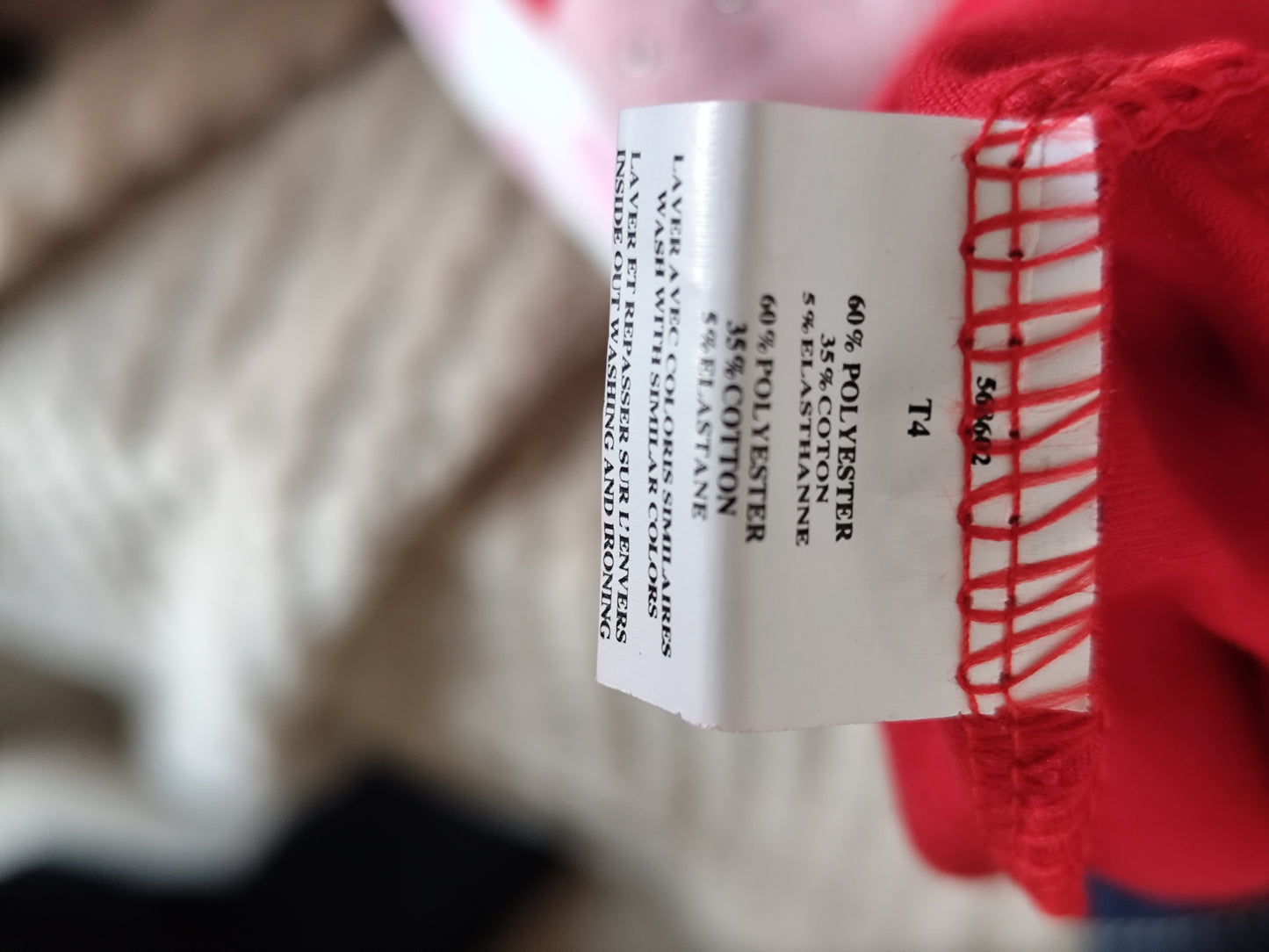 T-shirt Rouge Graphique – Taille 36/38