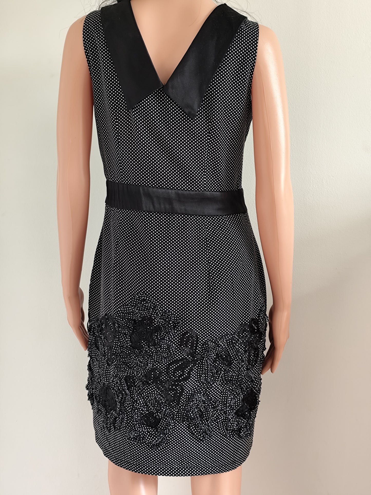 Robe noire brodée – Bréal – Taille 38