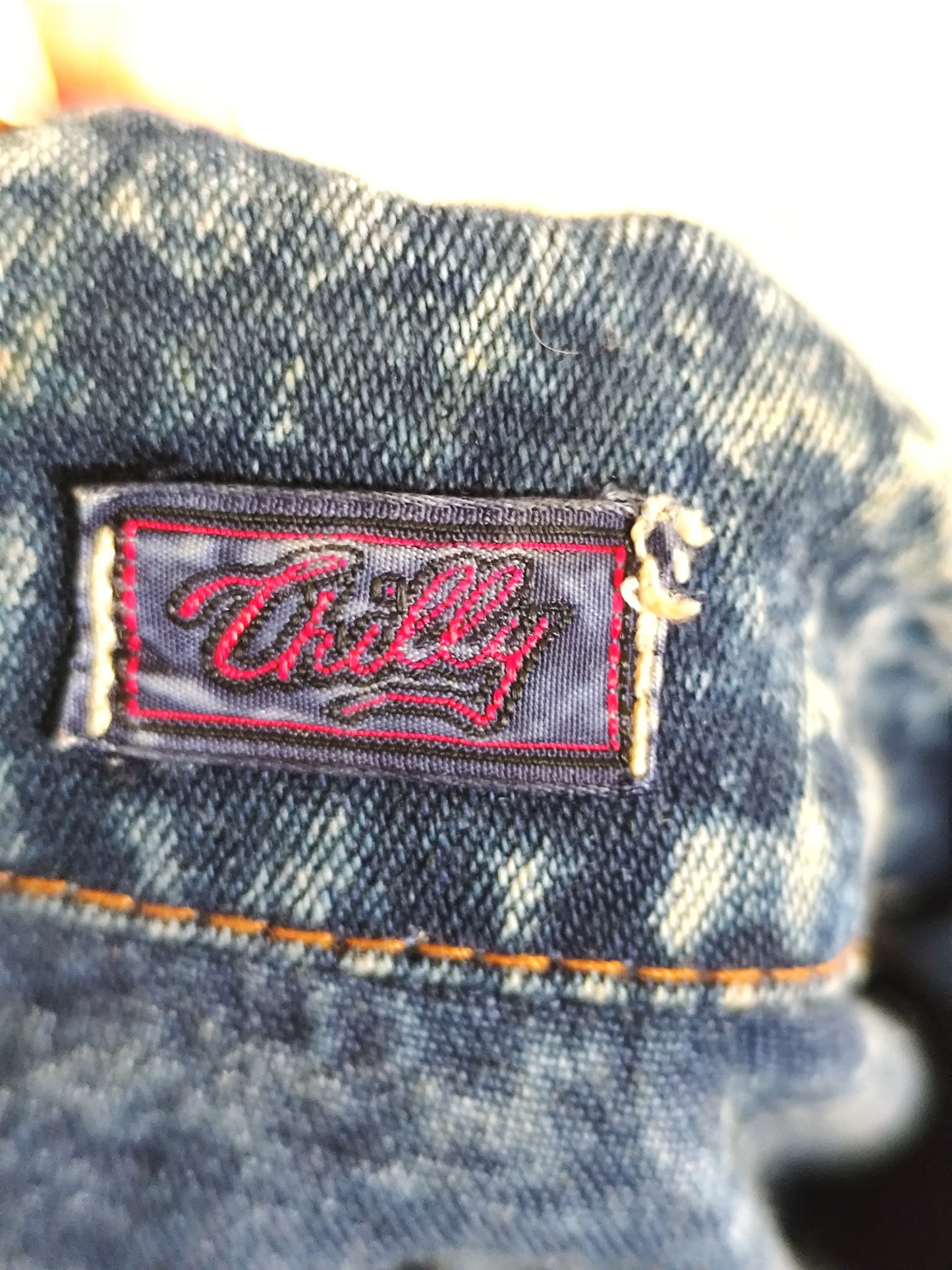 Veste en jean vintage avec broderies florales - Taille 38/40