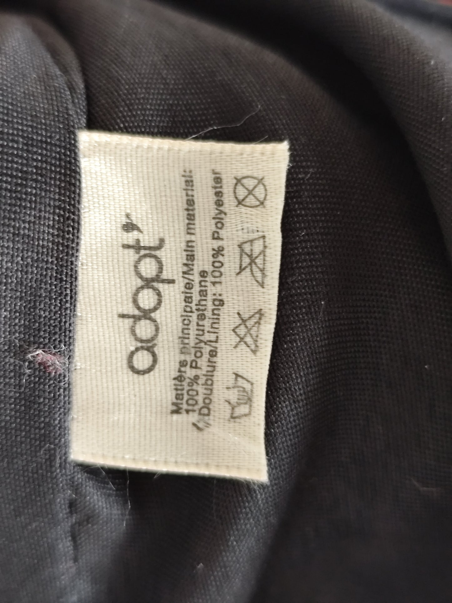 Sac Seau Rigide Adopt’ – Rouge & Doré – Élégant & Structuré