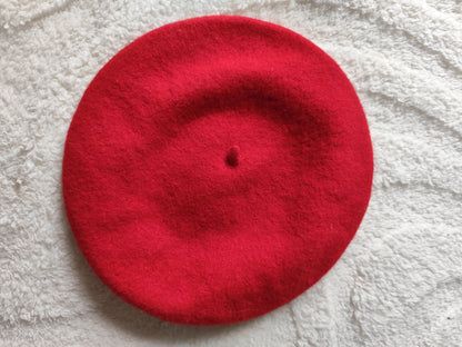 Béret rouge en pure laine