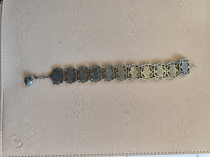 Bracelet manchette argenté et cabochons turquoise