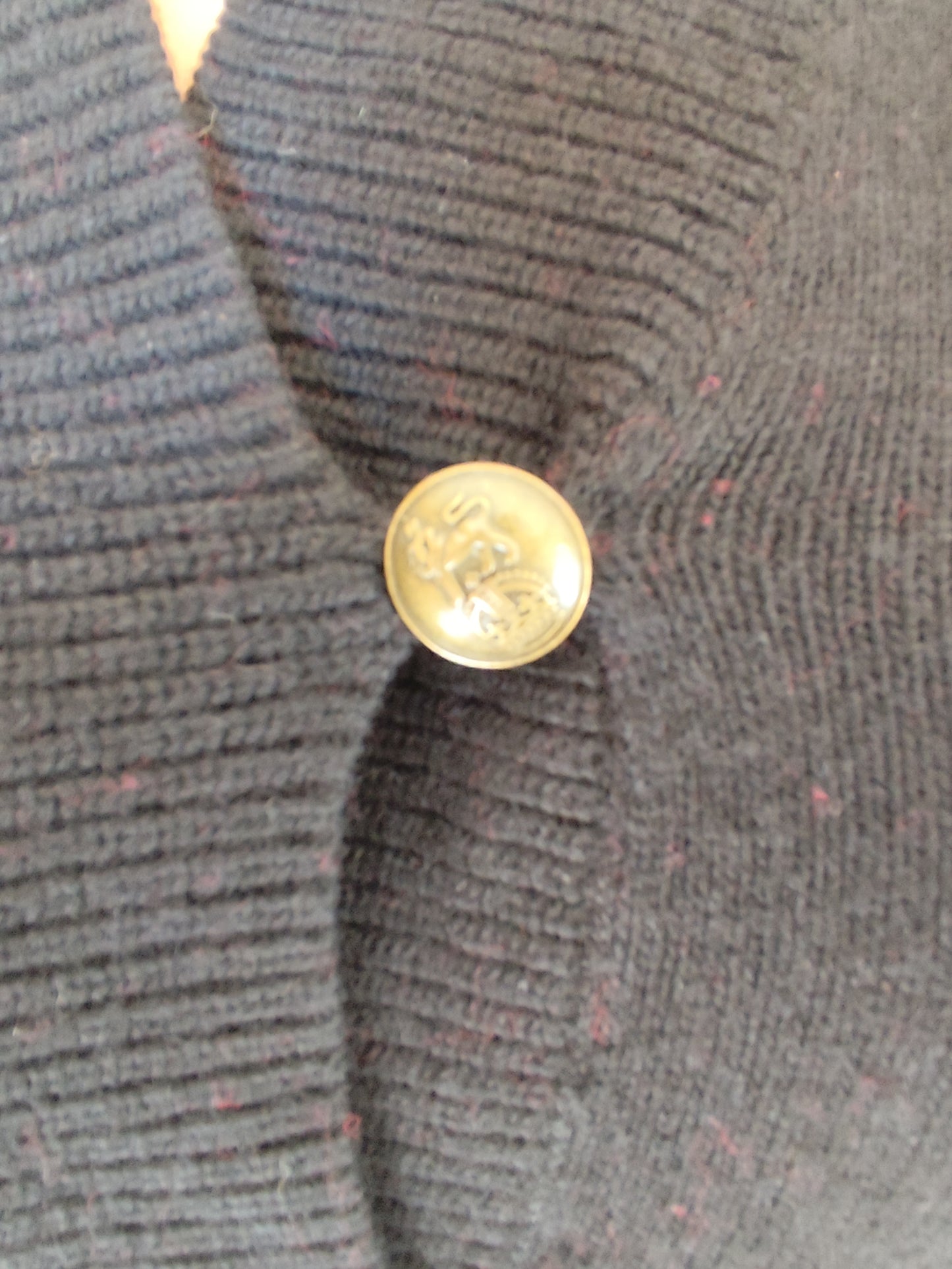 Pull noir avec bouton doré Lauren Ralph Lauren - Taille M