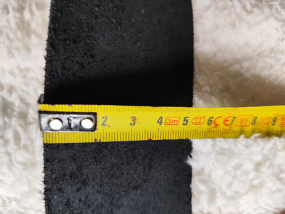 Ceinture large noire en cuir – boucle ronde argentée - 85 cm