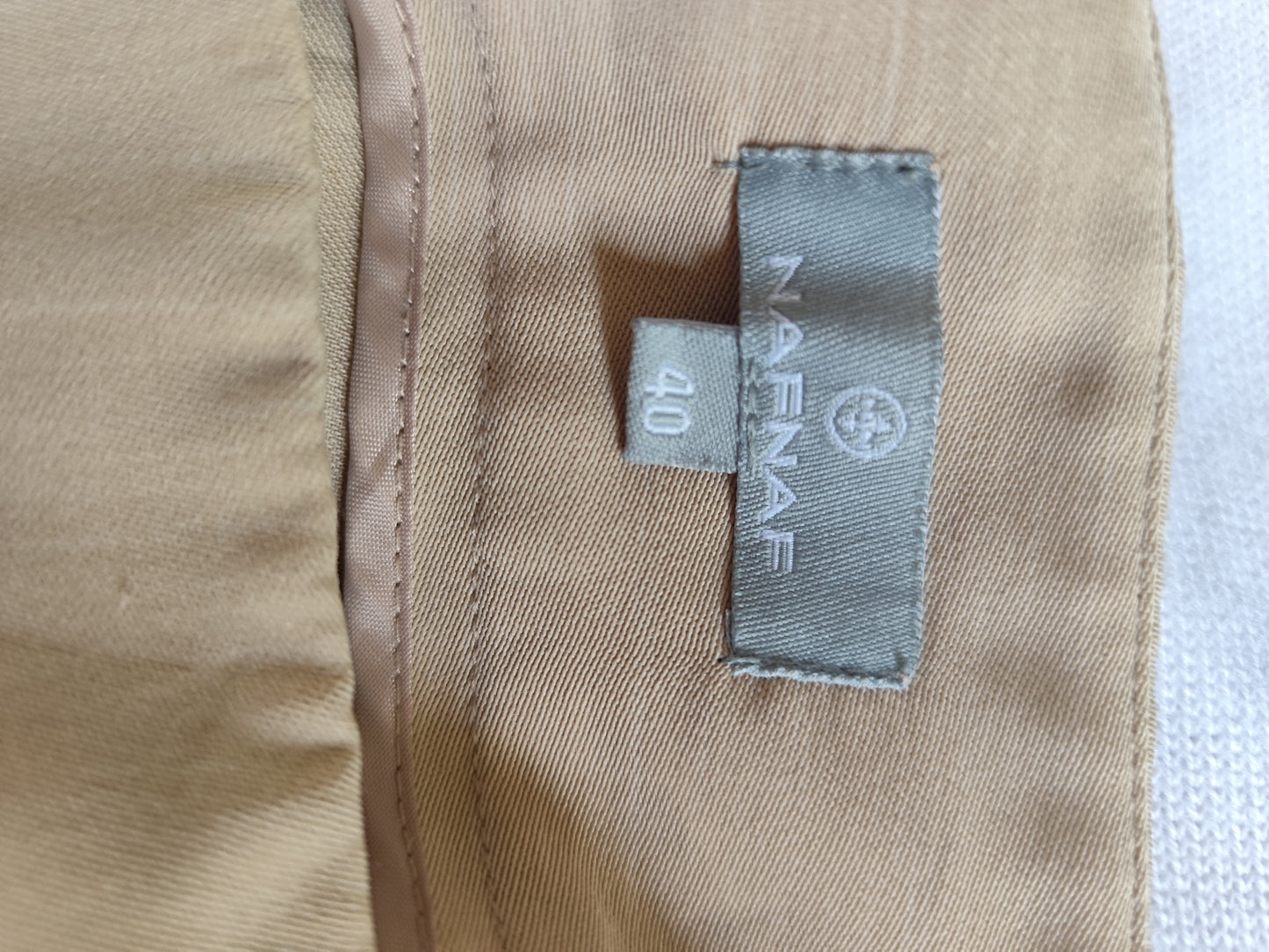 Jupe Courte Naf Naf – Beige Élégant – Taille 40