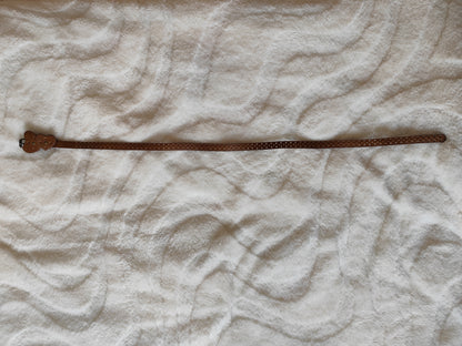 Ceinture fine caramel ajourée – boucle cœur - 80 cm