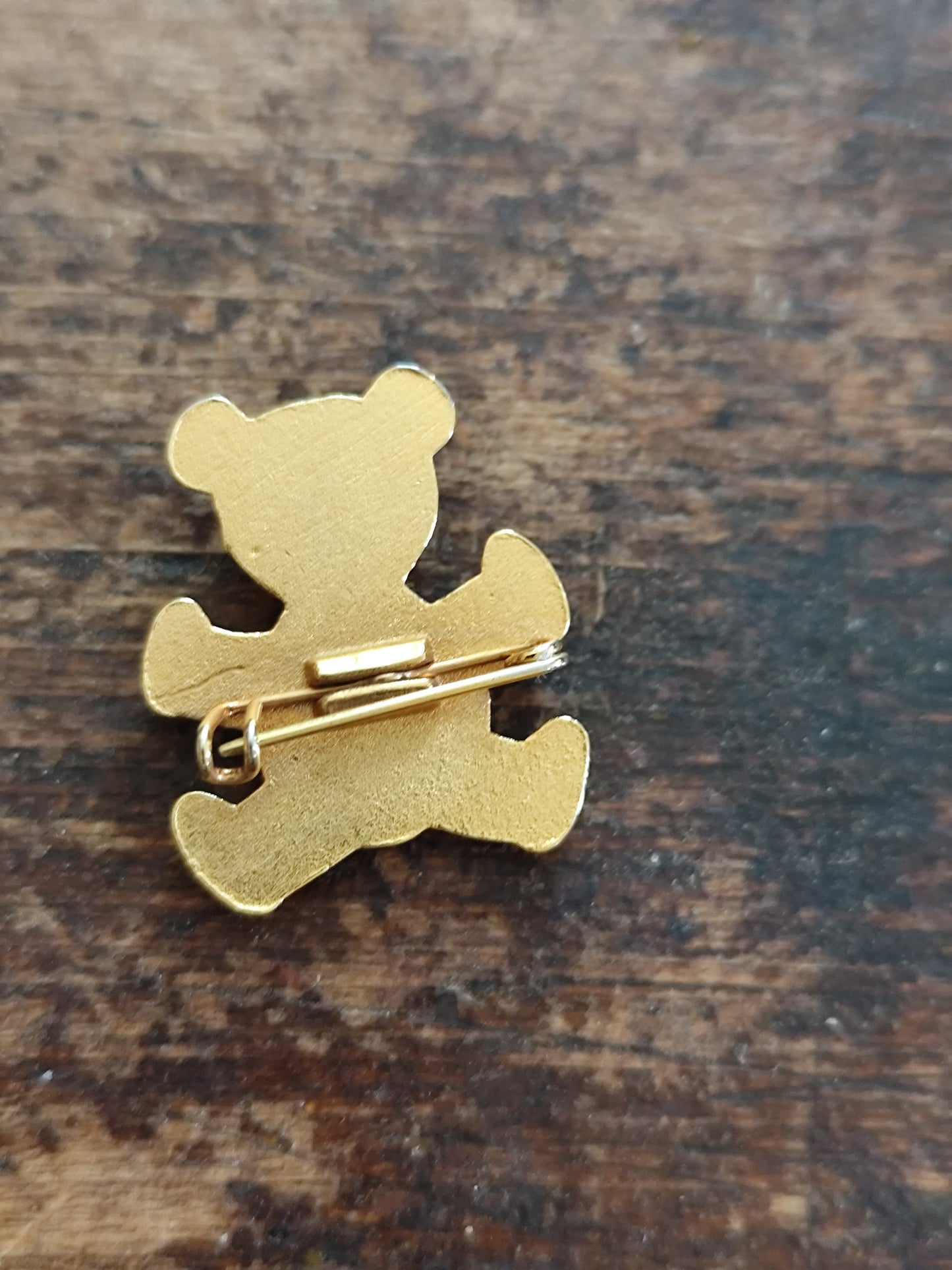 Broche vintage ourson doré